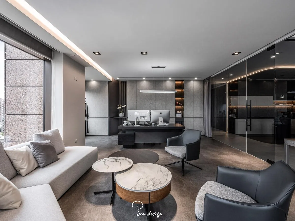 【設計家】台中商業空間設計推薦 榮獲國際四大獎項 時尚現代風王牌律師辦公室